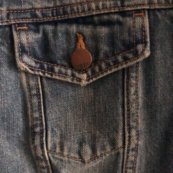 Gap Jean jacket - Picture 3 of 5